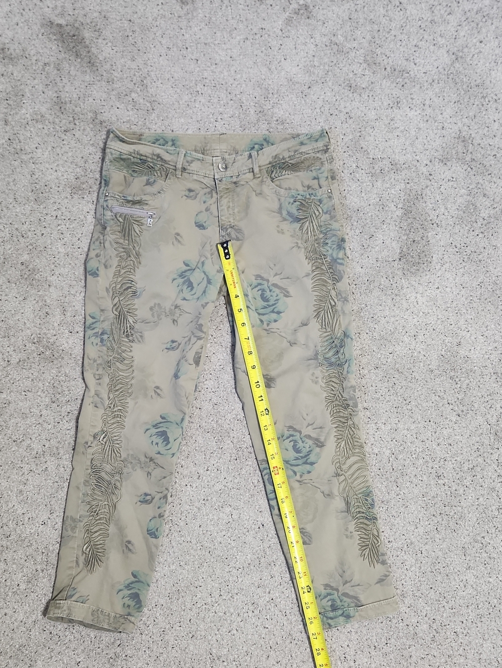 Bogner Tan Neutral Floral Embroidered Boyfriend Ankle Jeans Size EU 38/US 8 - Picture 14 of 16